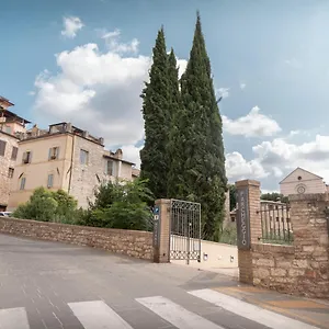 giorgio-apartment.hotels-perugia.com/